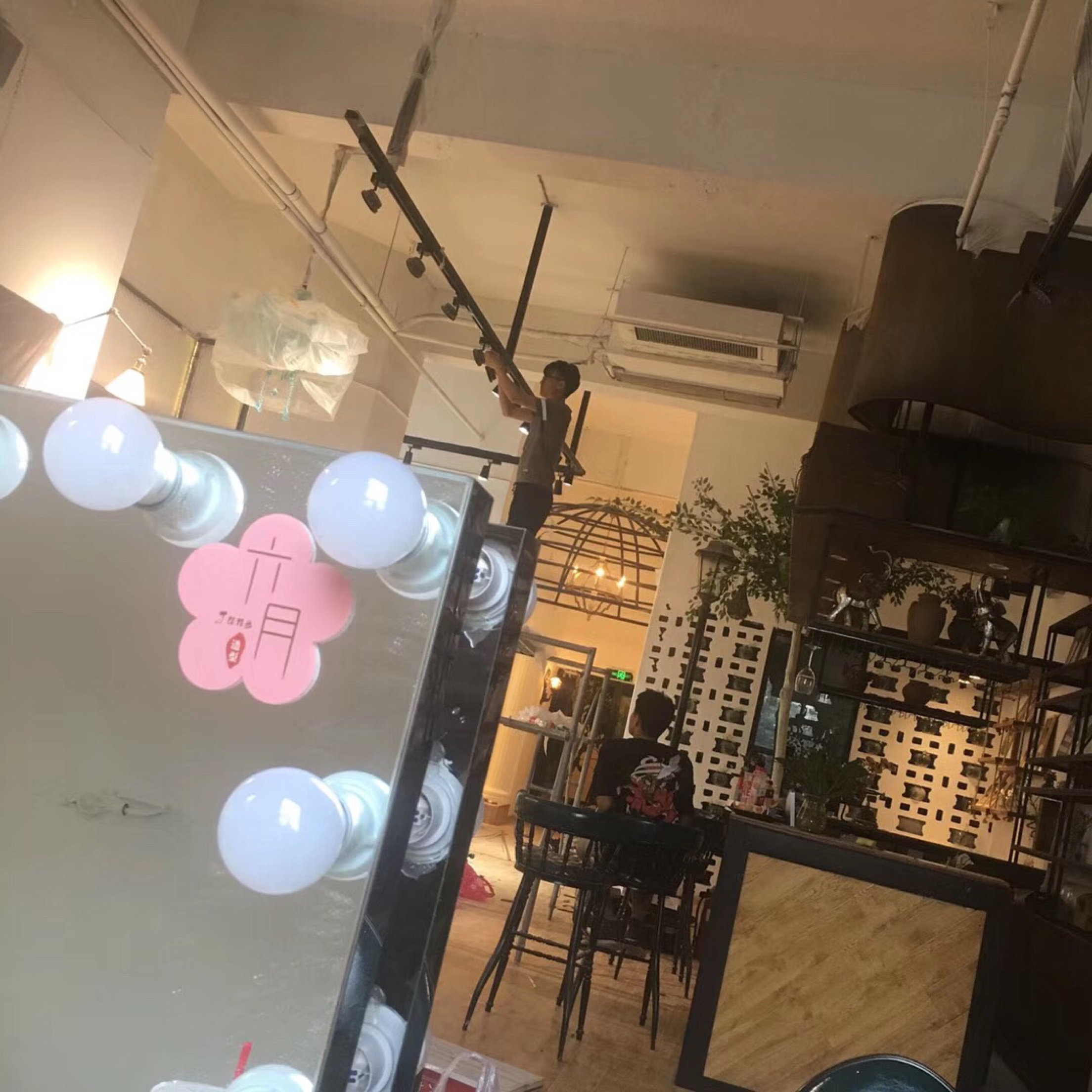 JUNE造型