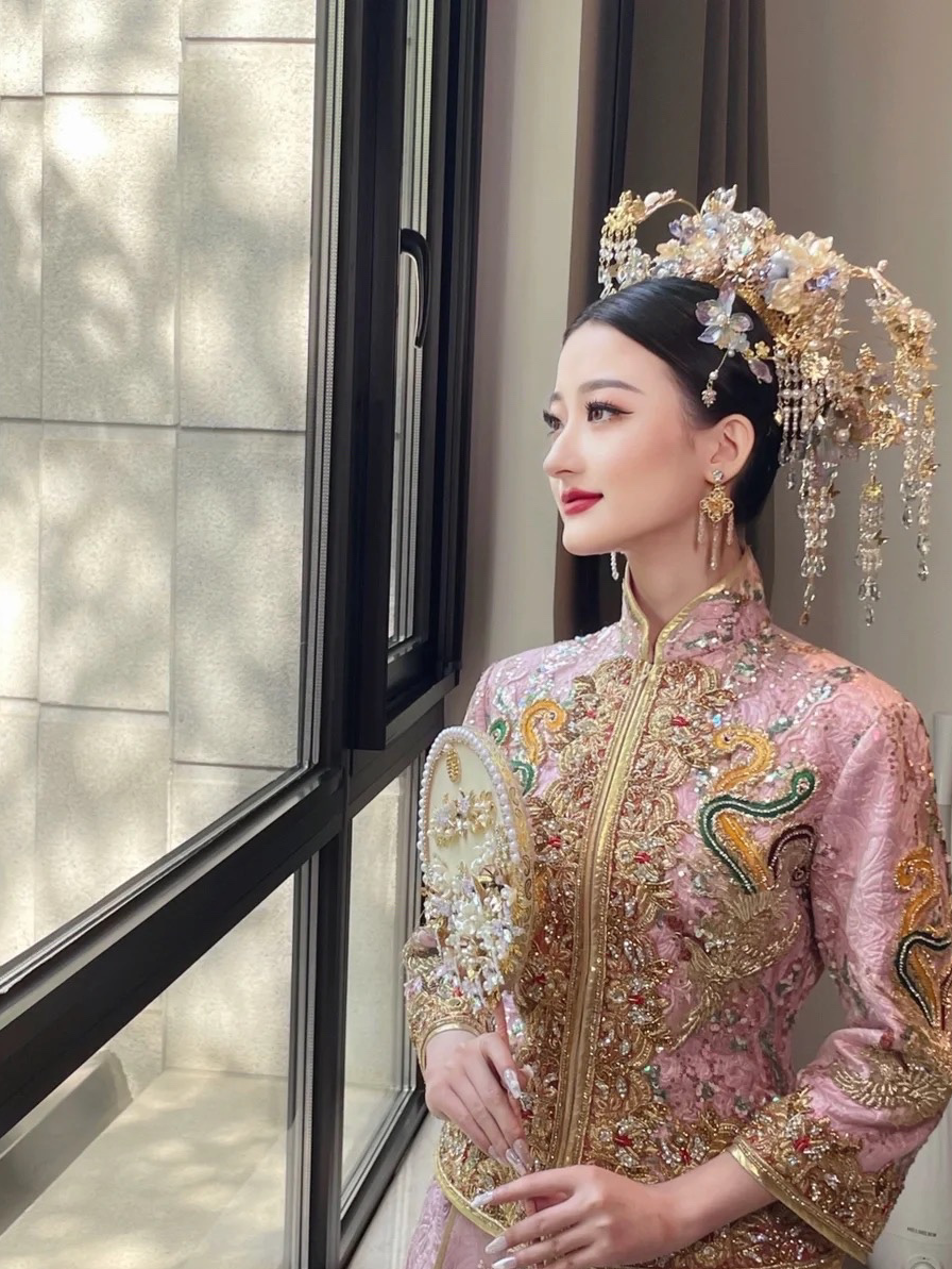 【花田下•美妆】总监化妆师全程跟妆–三套造型