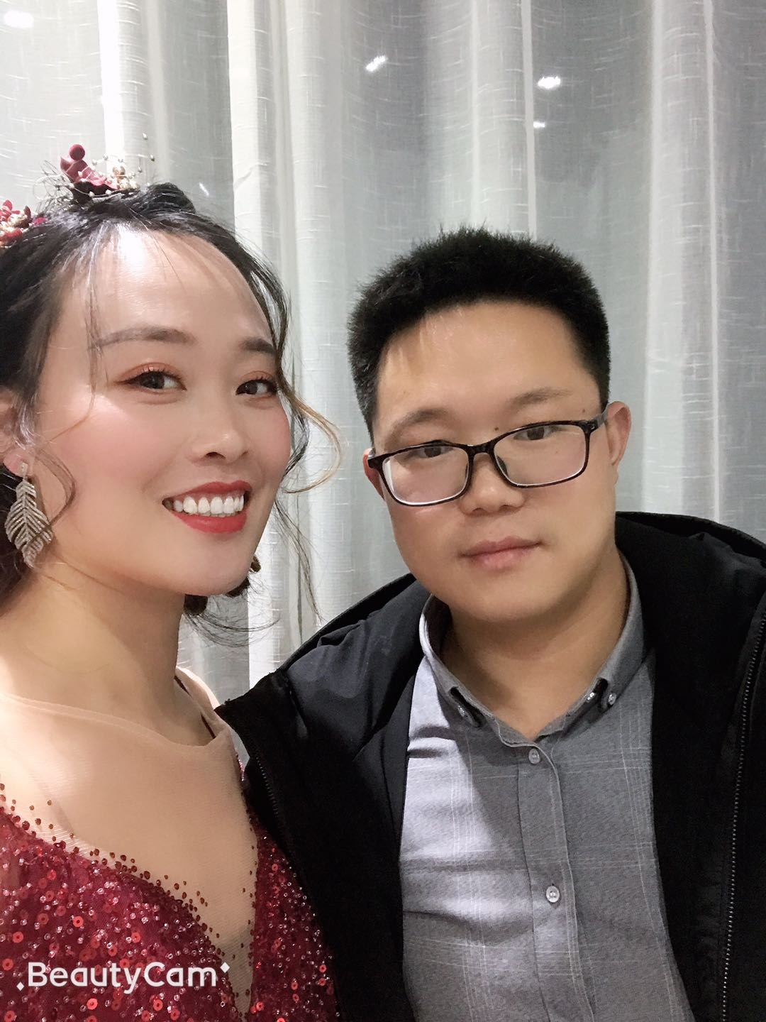 结婚啦[大笑][大笑][大笑]