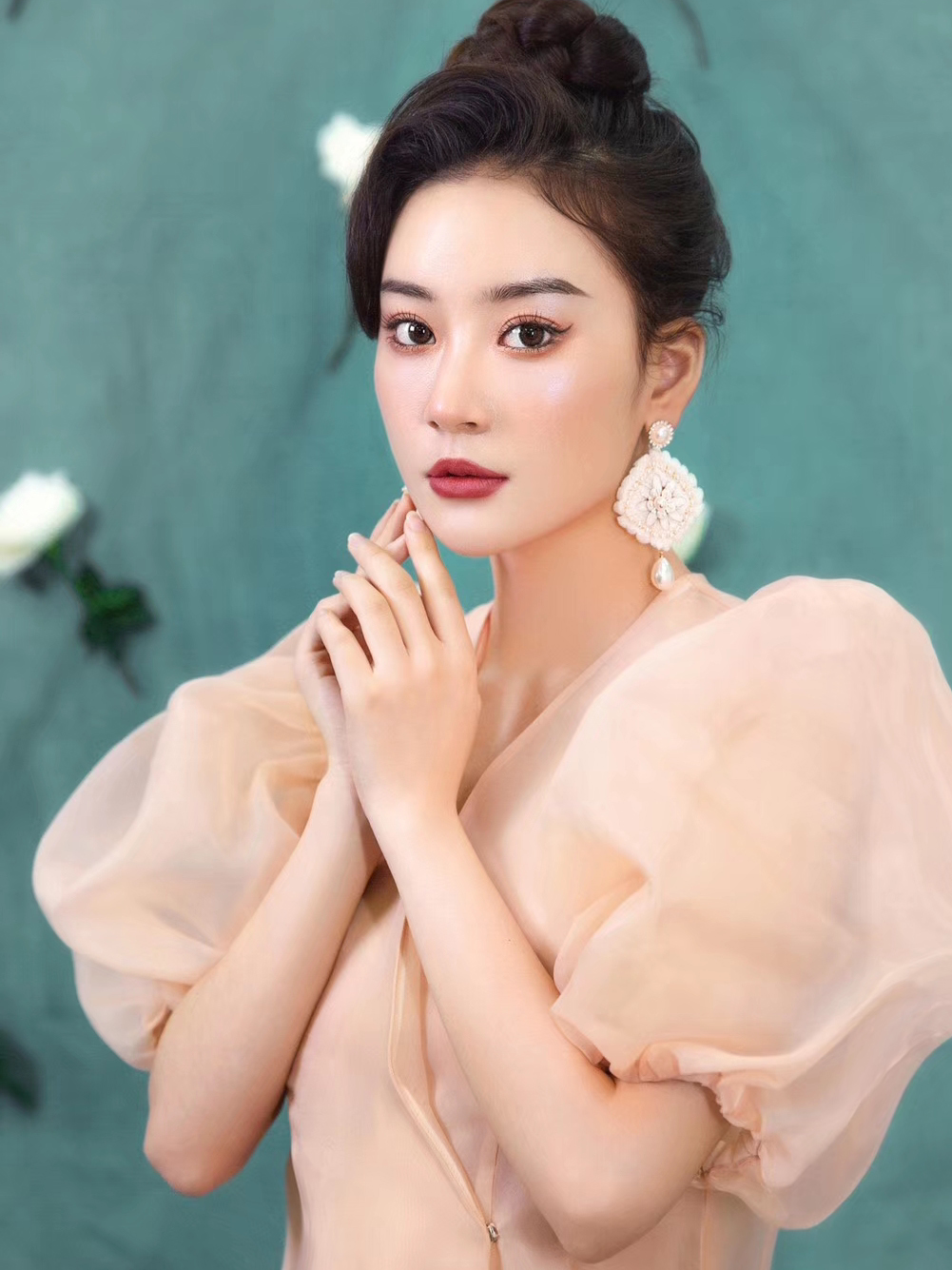总监档婚纱时尚造型