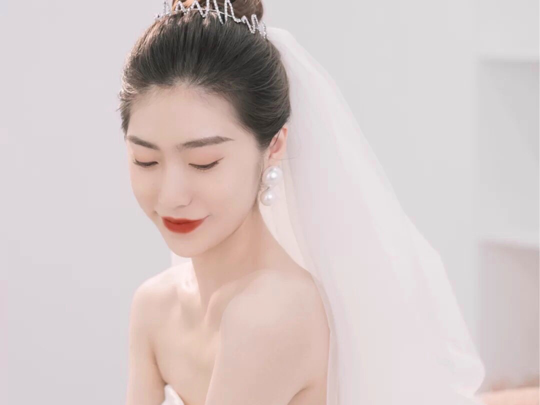 「U+美妆」总监化妆师全程跟 送妈妈造型伴娘造型