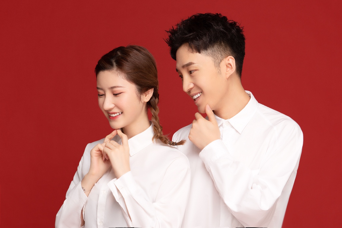 完美登记照明星款结婚证登记照