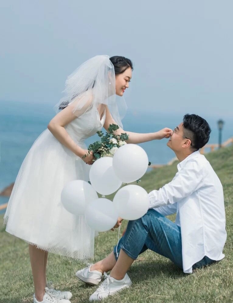 你也可以拍出像模特一样甜蜜自然的婚纱照！！
