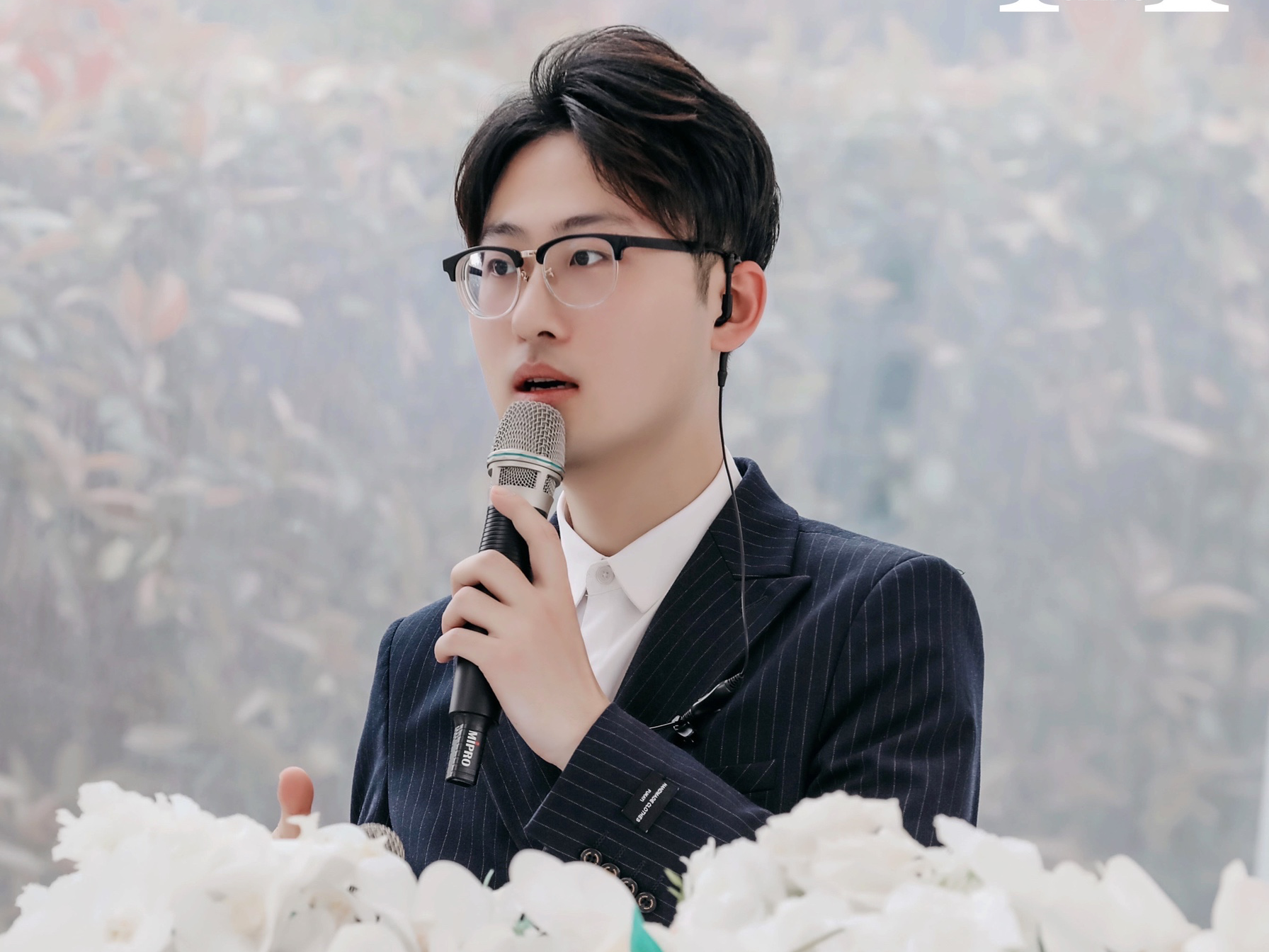 舟明 CCTV1、CCTV7合作艺人 人本 叙述