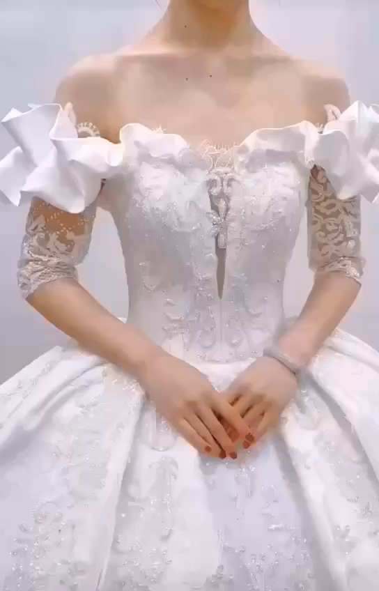 韶關(guān)婚紗禮服【超值租賃】齊地+中式