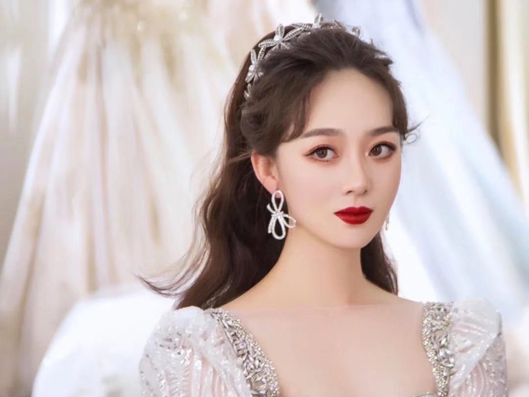 专业档化妆师早妆含1妆造（不跟全程）