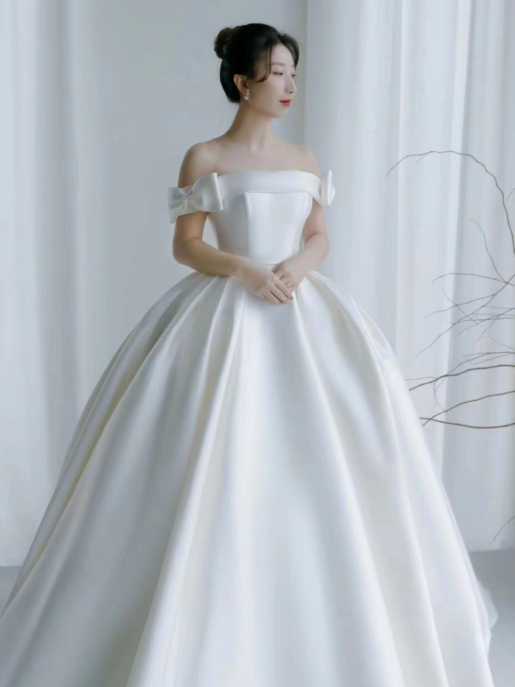 【屿里婚纱】品牌婚纱系列套餐