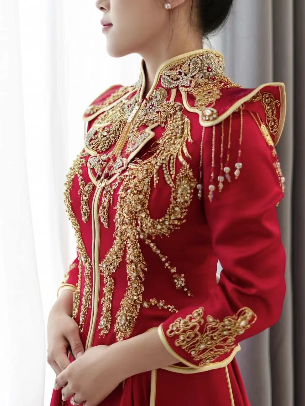 『一价全包』跟妆礼服+婚纱照 十服十造 贵宾专享
