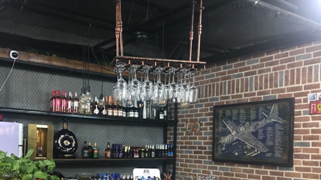 皇室经典婚纱摄影(南京路店)