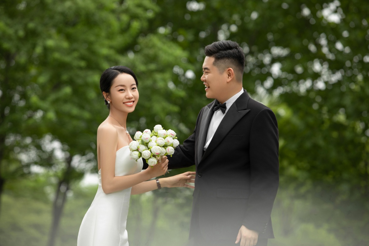 《翠島 私家莊園》草坪森系婚紗攝影