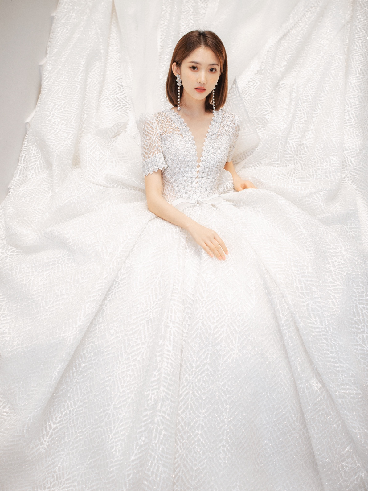 NOVIA BRIDAL诺维娅奢华高定气质主纱