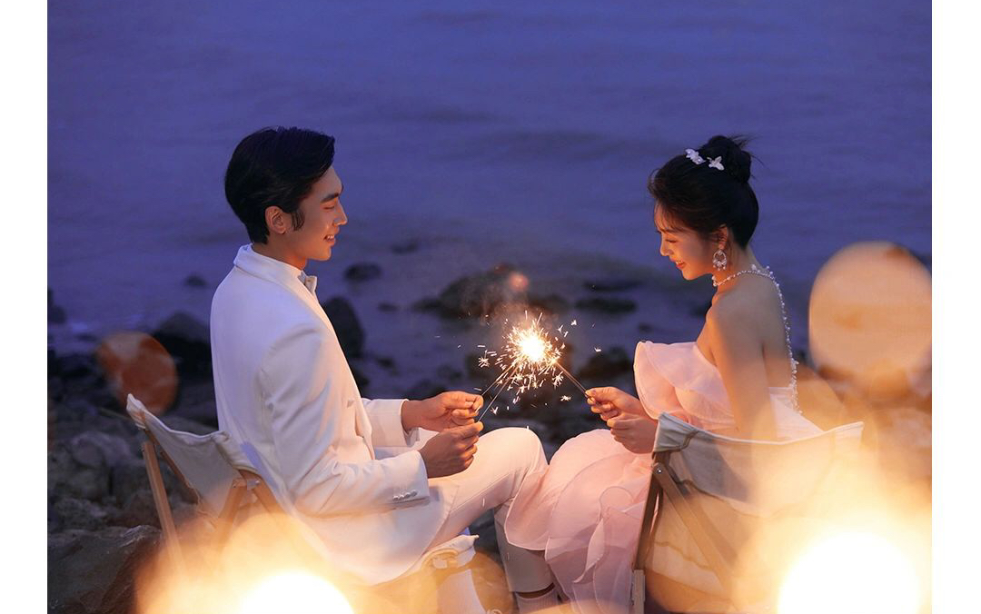 把我的夜景婚纱照拍成了电影🎬