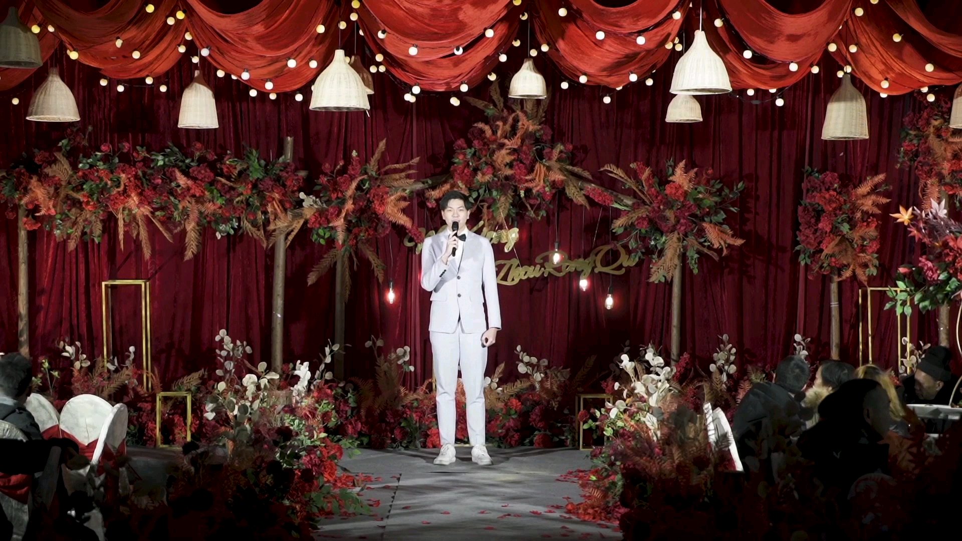 婚礼《暖》
新人到父母一致好评