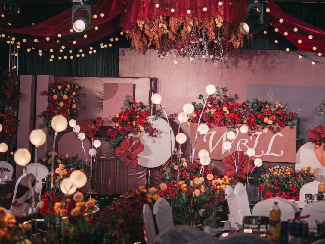 陌上花开婚礼馆21年黑红定制婚礼