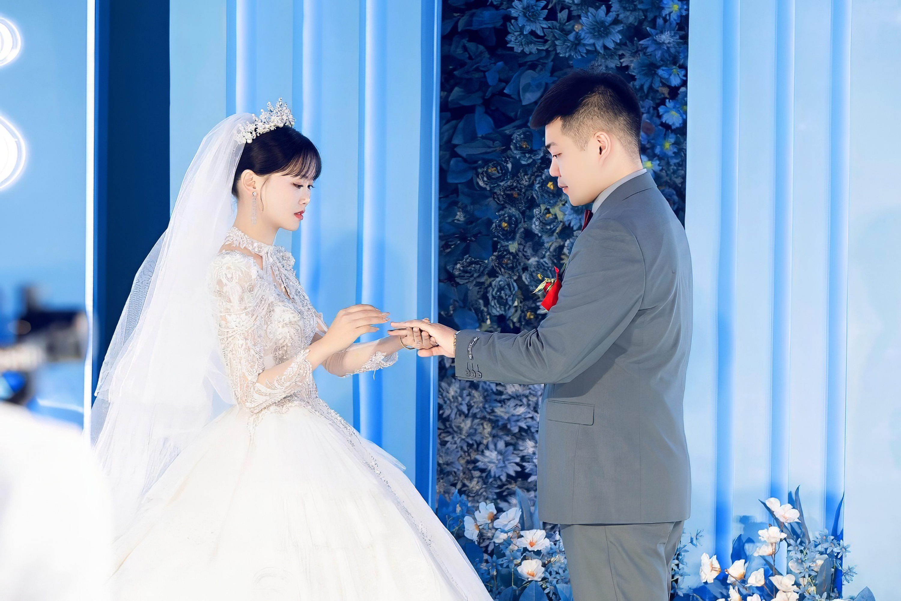 【婚礼 必备】化妆+跟拍+录像/可单买1288￥