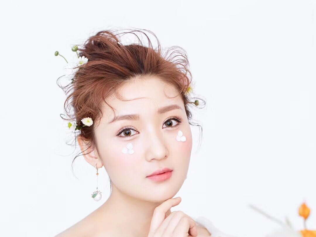 首席全天跟妆（韩式，森系，）+赠送亲友妆