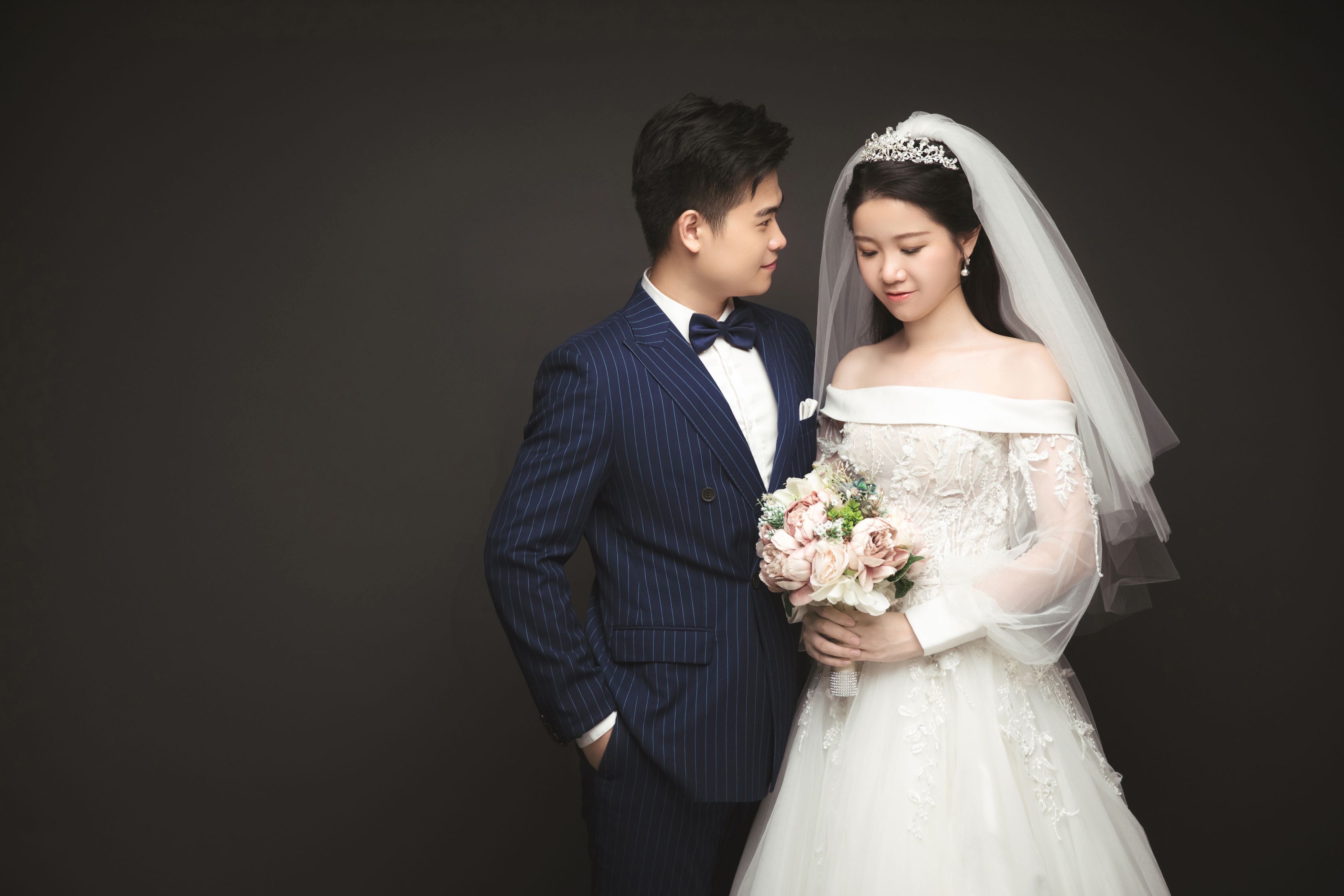 广州爱城精致婚纱摄影_广州地铁(3)