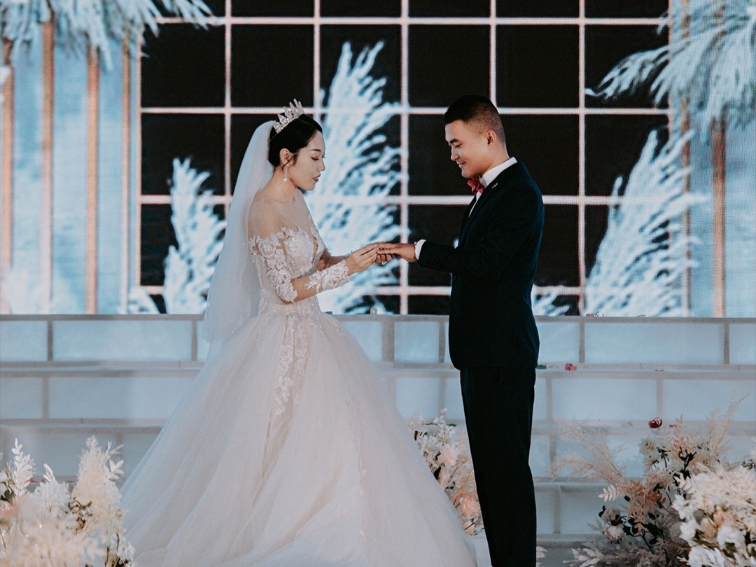 西安市婚礼主持—沉浸式氛围美学