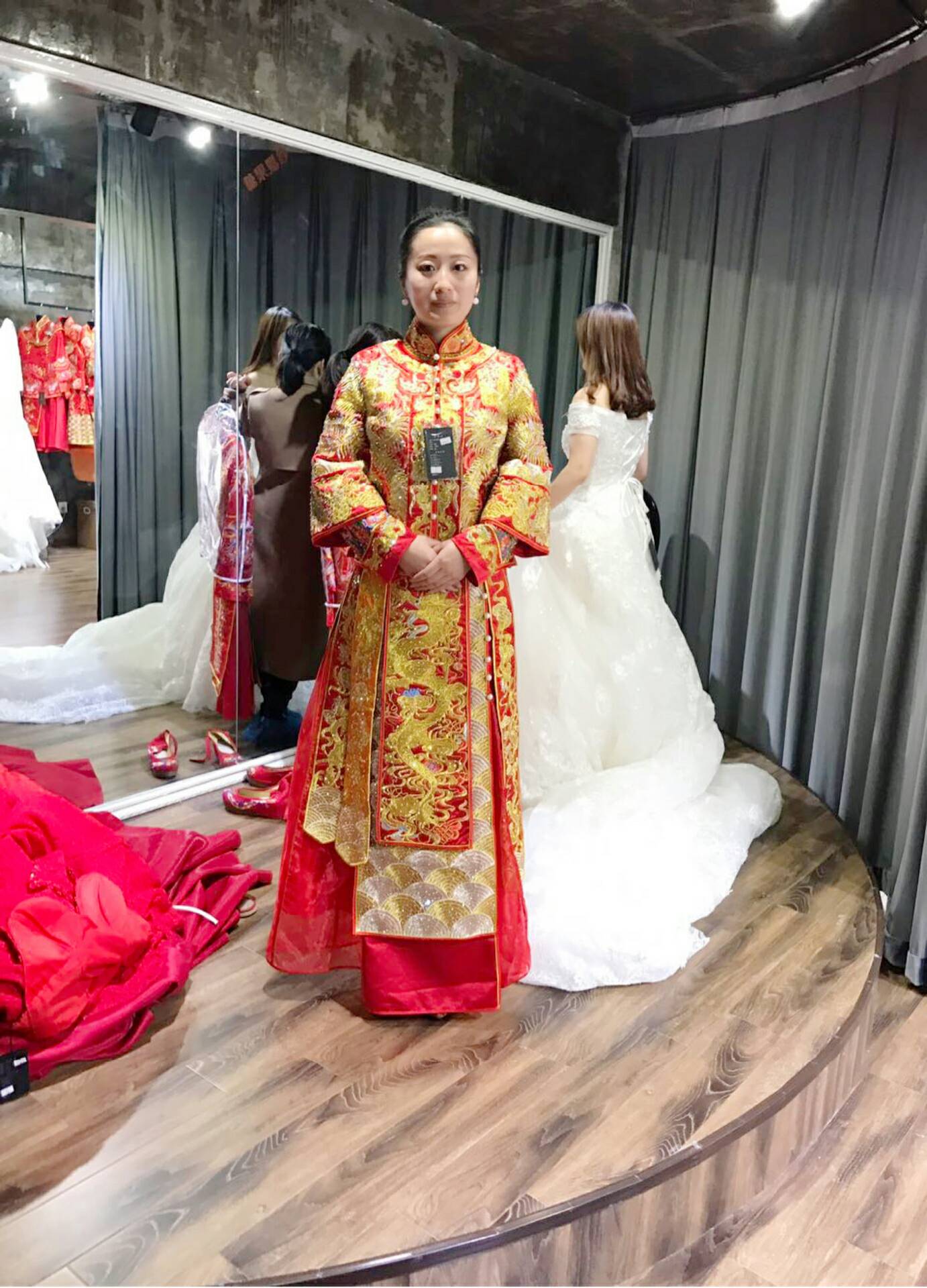 婚纱嫁衣馆_公主嫁衣婚纱礼服馆