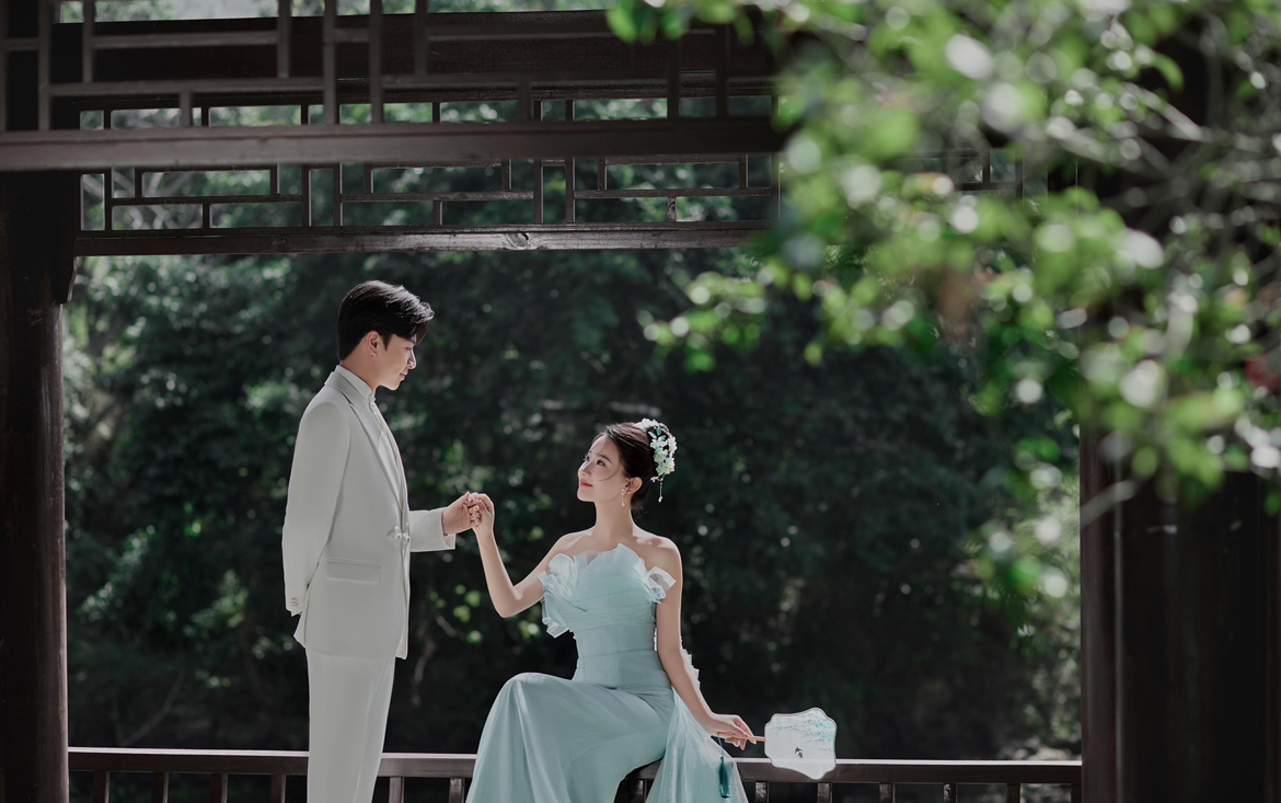 优雅新中式园林婚纱照