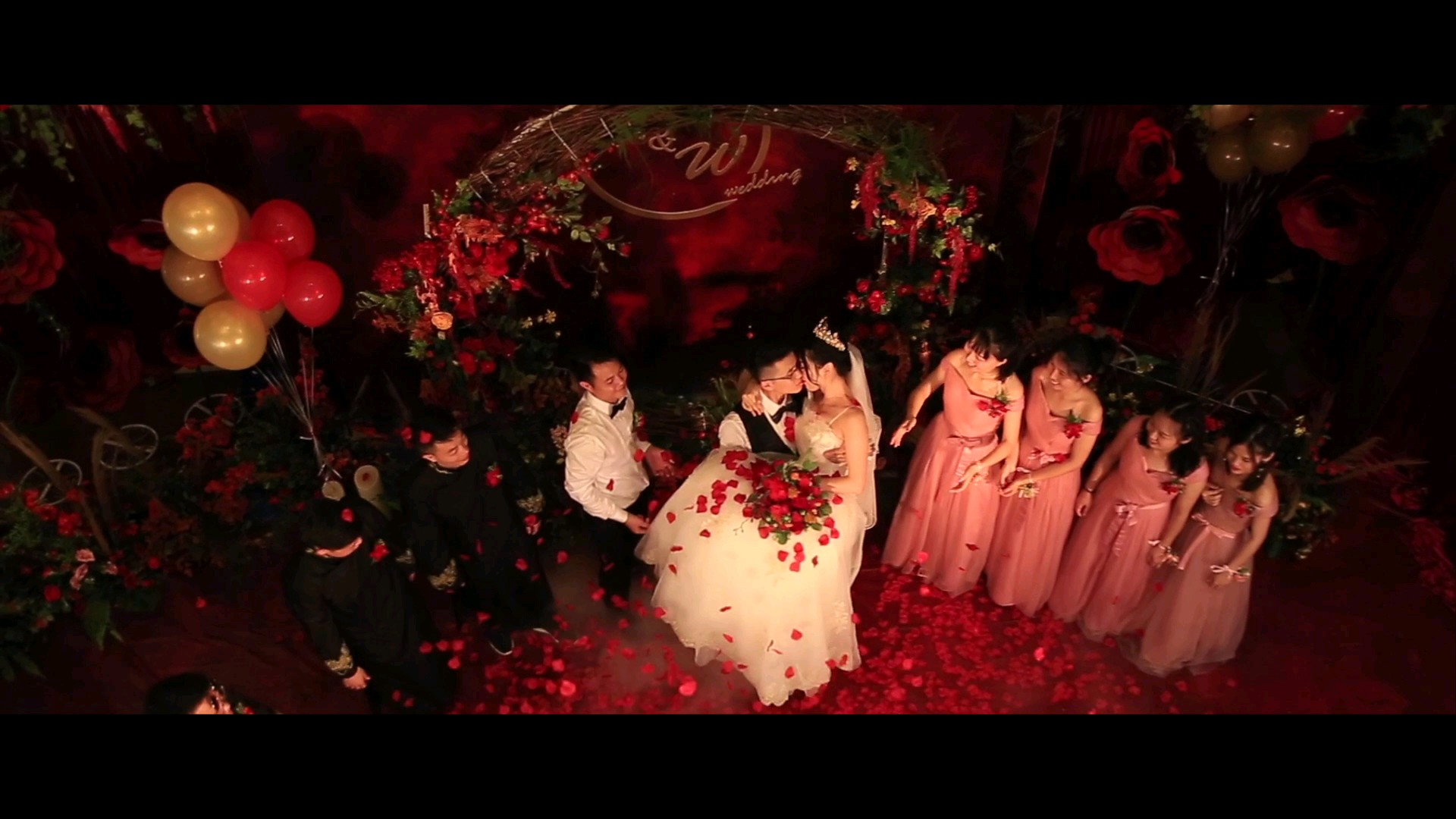 十年婚礼主持+设计爱情故事+定制化流程