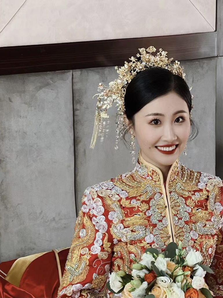 资深化妆师跟妆