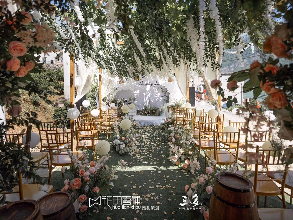 预算不大，经济实惠的农村户外婚礼