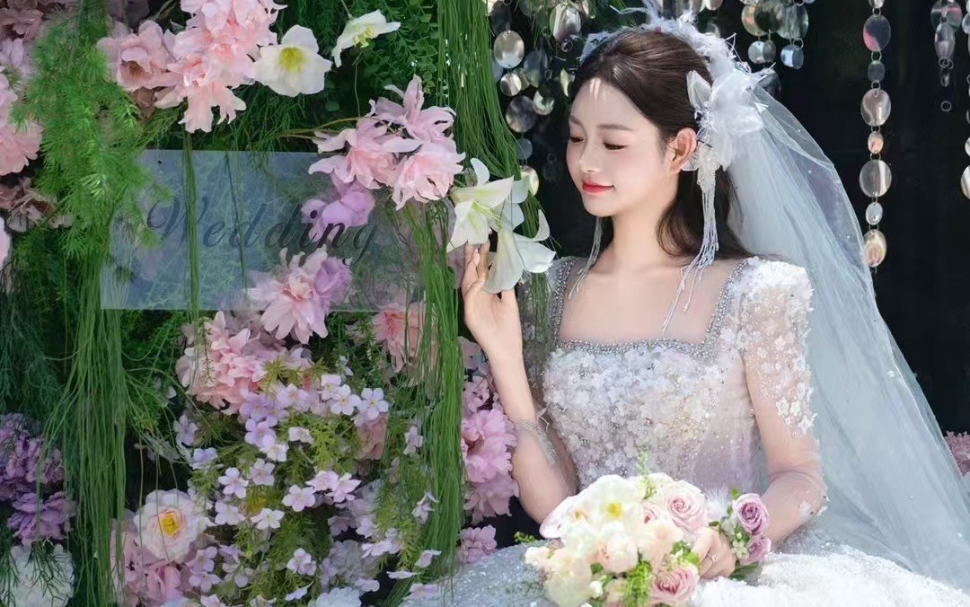 农村婚礼绝了！白绿花艺➕照片遮挡！