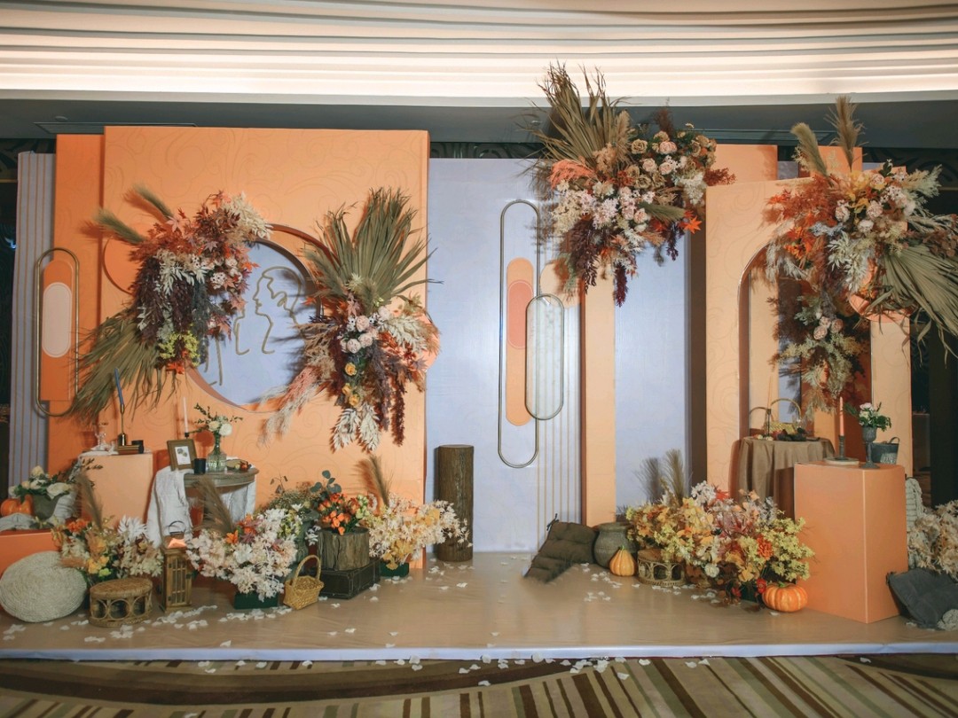 【夏季特惠】婚礼策划+四大金刚+婚纱礼服