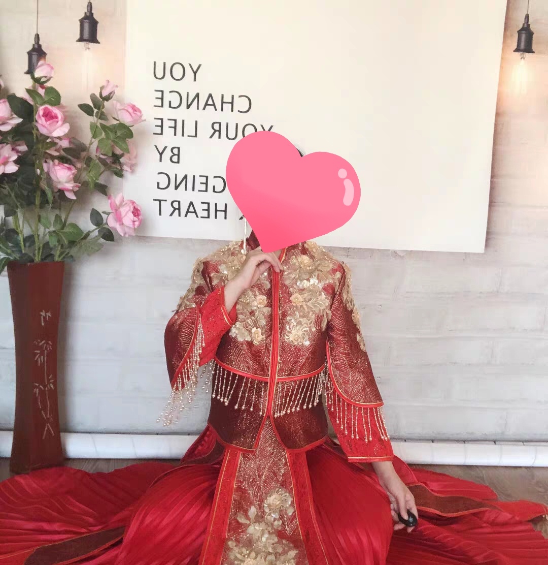 秀禾服9成新漂亮