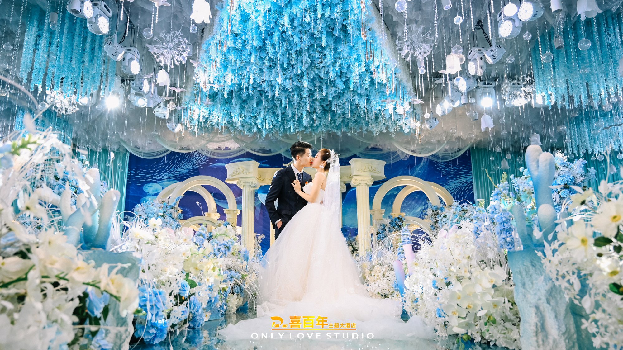 婚期已过，婚纱头纱 敬酒服全出