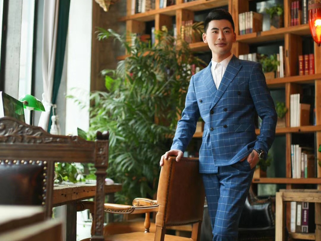 答谢司仪兆良（超高颜值，广告演员，网红司仪）