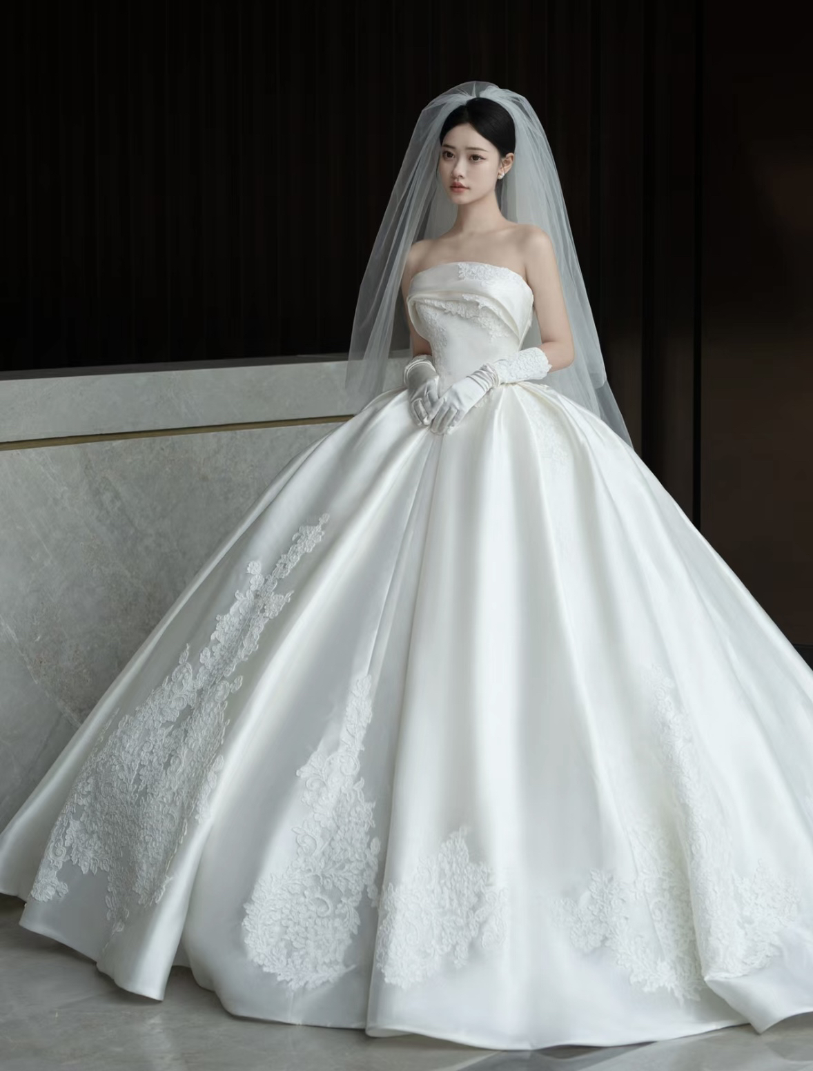 玉溪初始婚纱｜缎面主纱