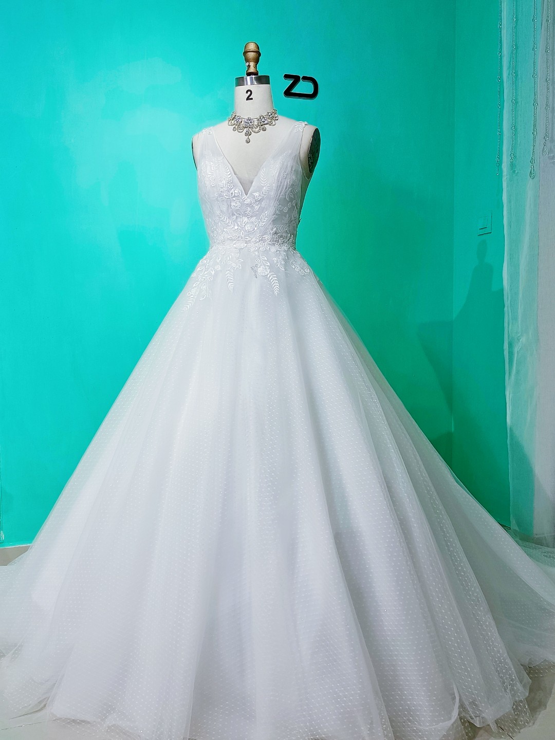 （精品套餐）婚纱+礼服+秀禾3件套租赁