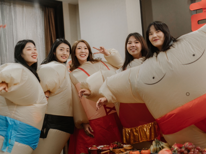 备婚|婚礼晨拍这么穿才好玩
