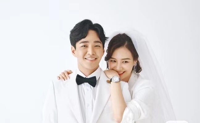极简婚纱照风格