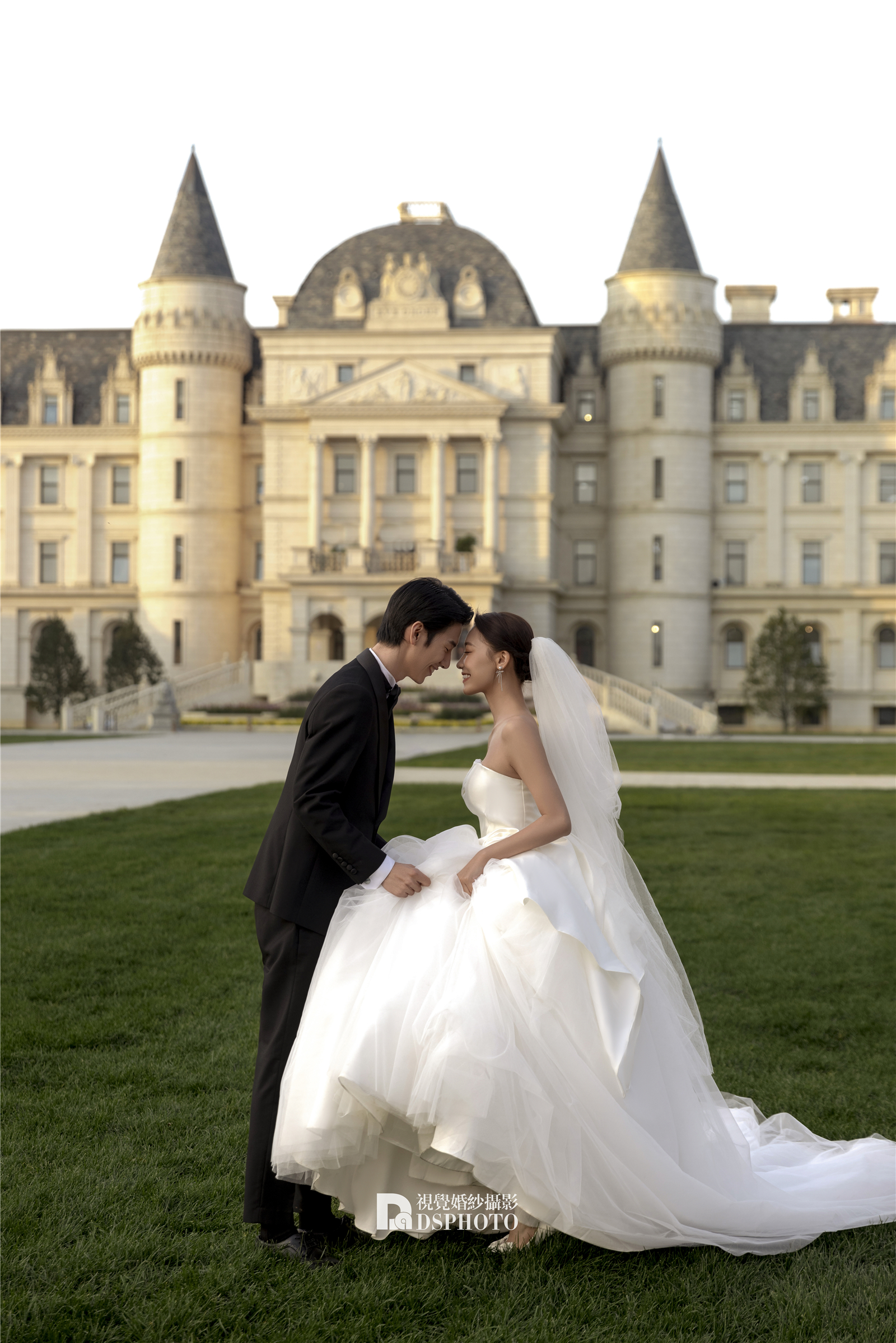 赞不绝口的轻奢欧式婚纱照，这波仪式感拉满了