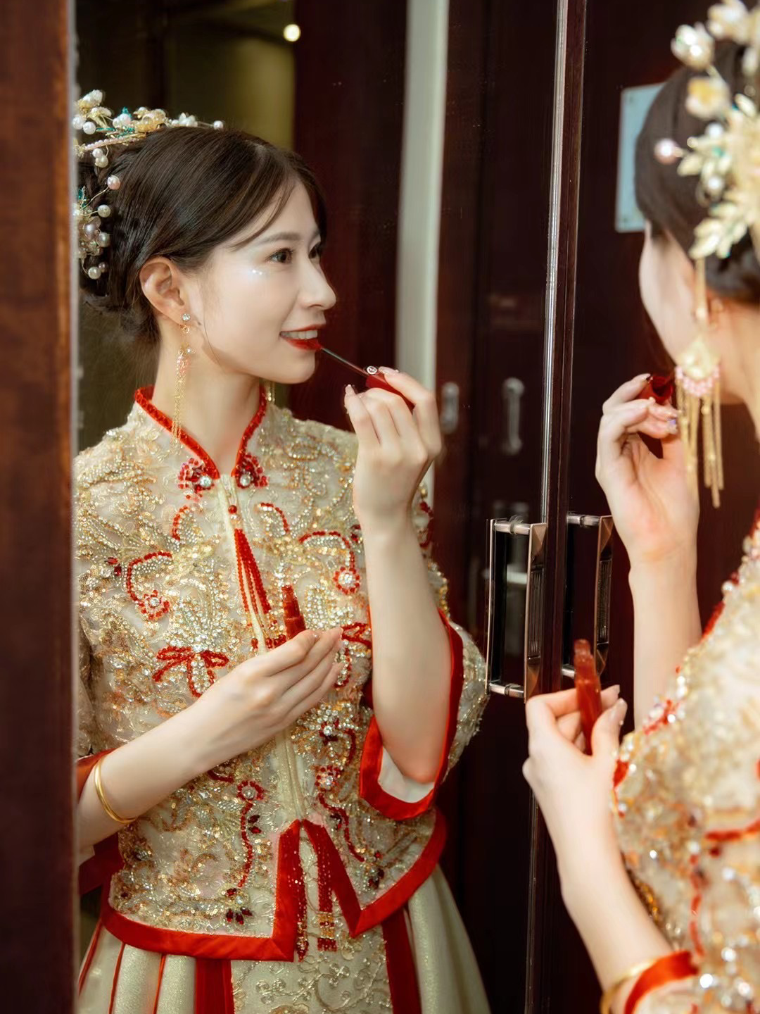 【纾容新娘造型】全程婚礼跟妆+免费租用头饰