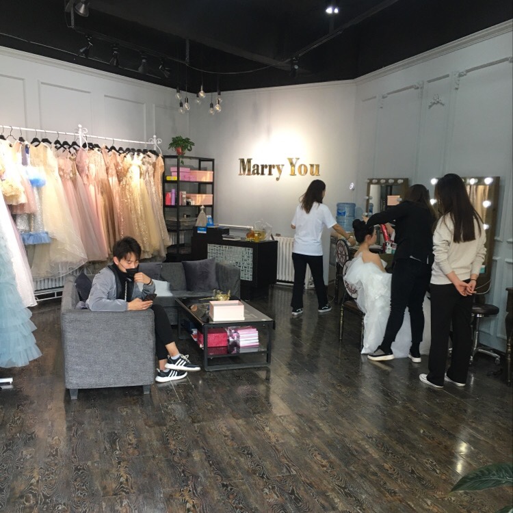 MarryYou婚纱礼服馆