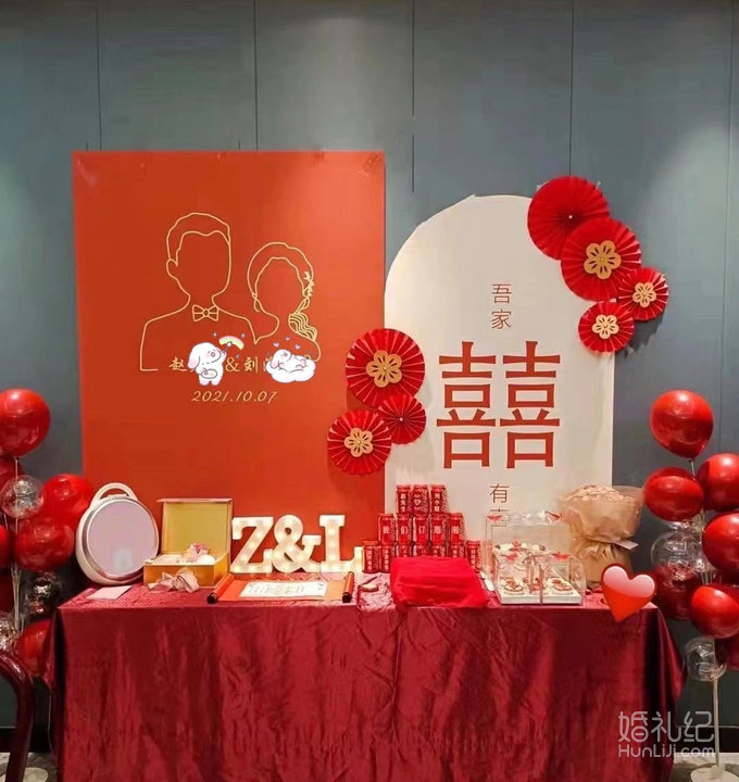仪式感满满的小成本订婚布置