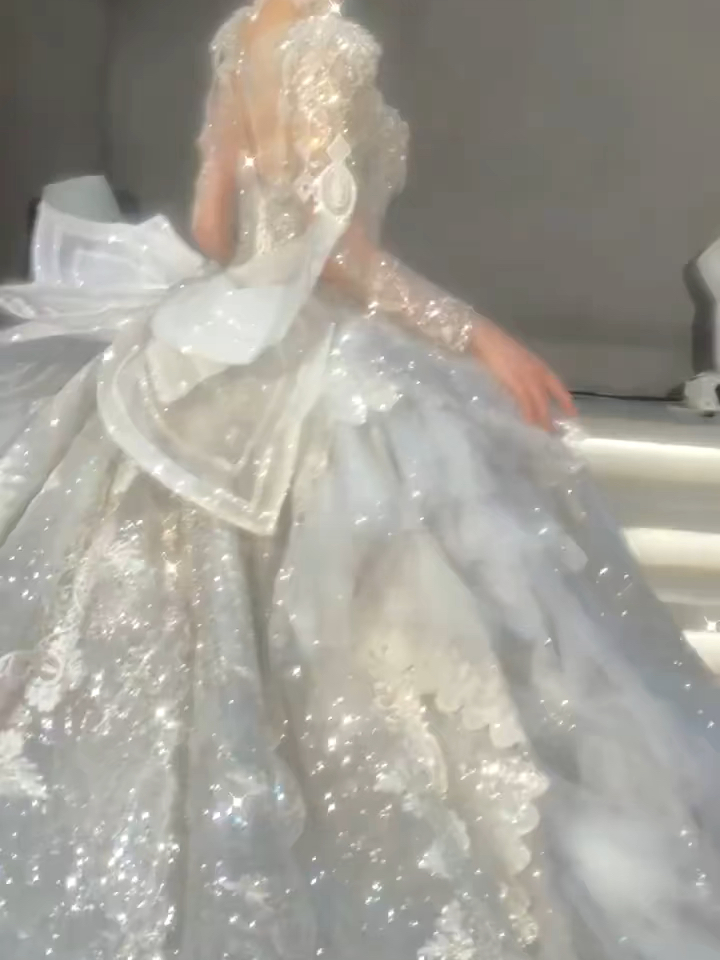 大拖尾婚纱