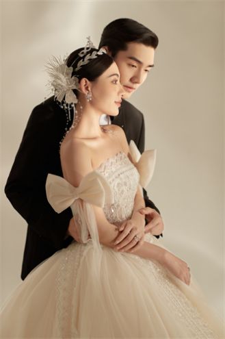 IDO映画婚纱摄影(西安店)