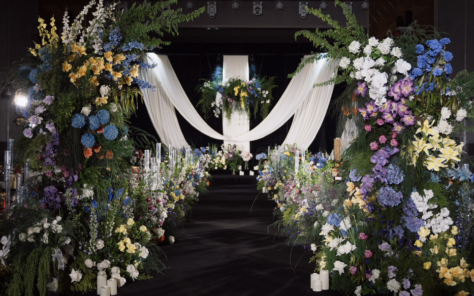 韩式花园风布幔婚礼