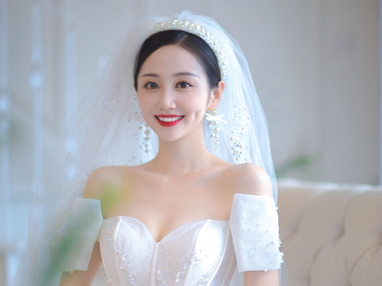 「U+ 美妆」新娘出门妆--总监造型（到店）