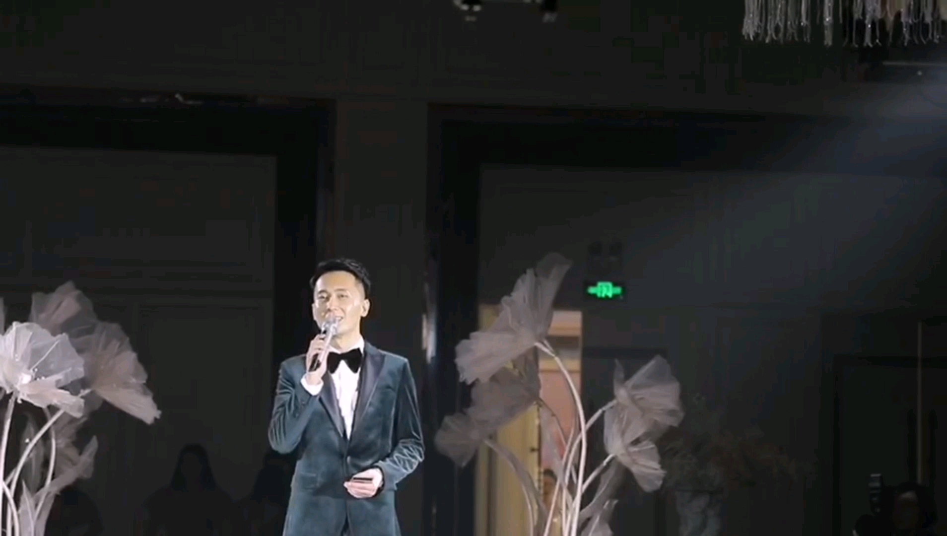 军婚 校园恋 异地恋 专属婚礼主持定制