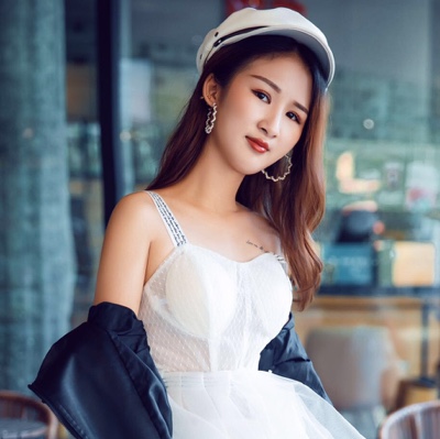 短腿萌女！