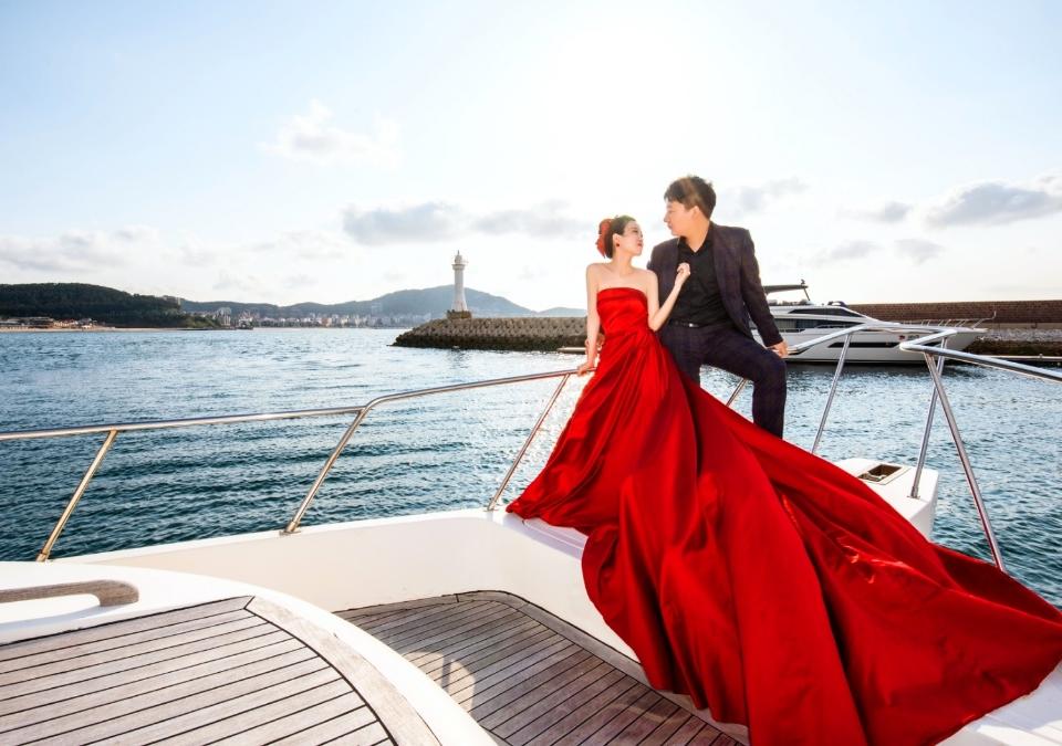 【浪漫游艇】一价全包婚纱照布鲁维斯海景+产品包邮
