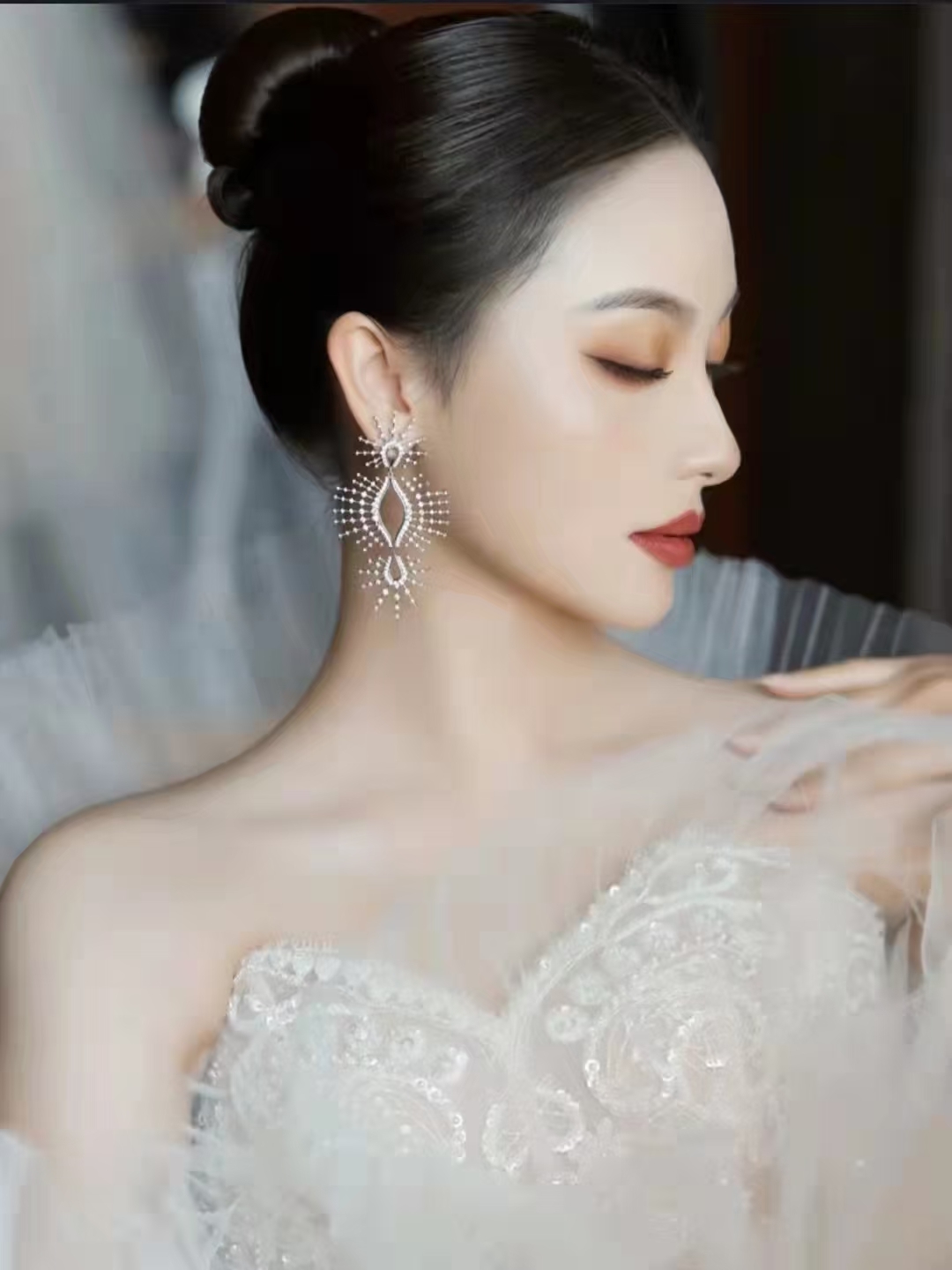 新娘必选套餐三妆面+三造型