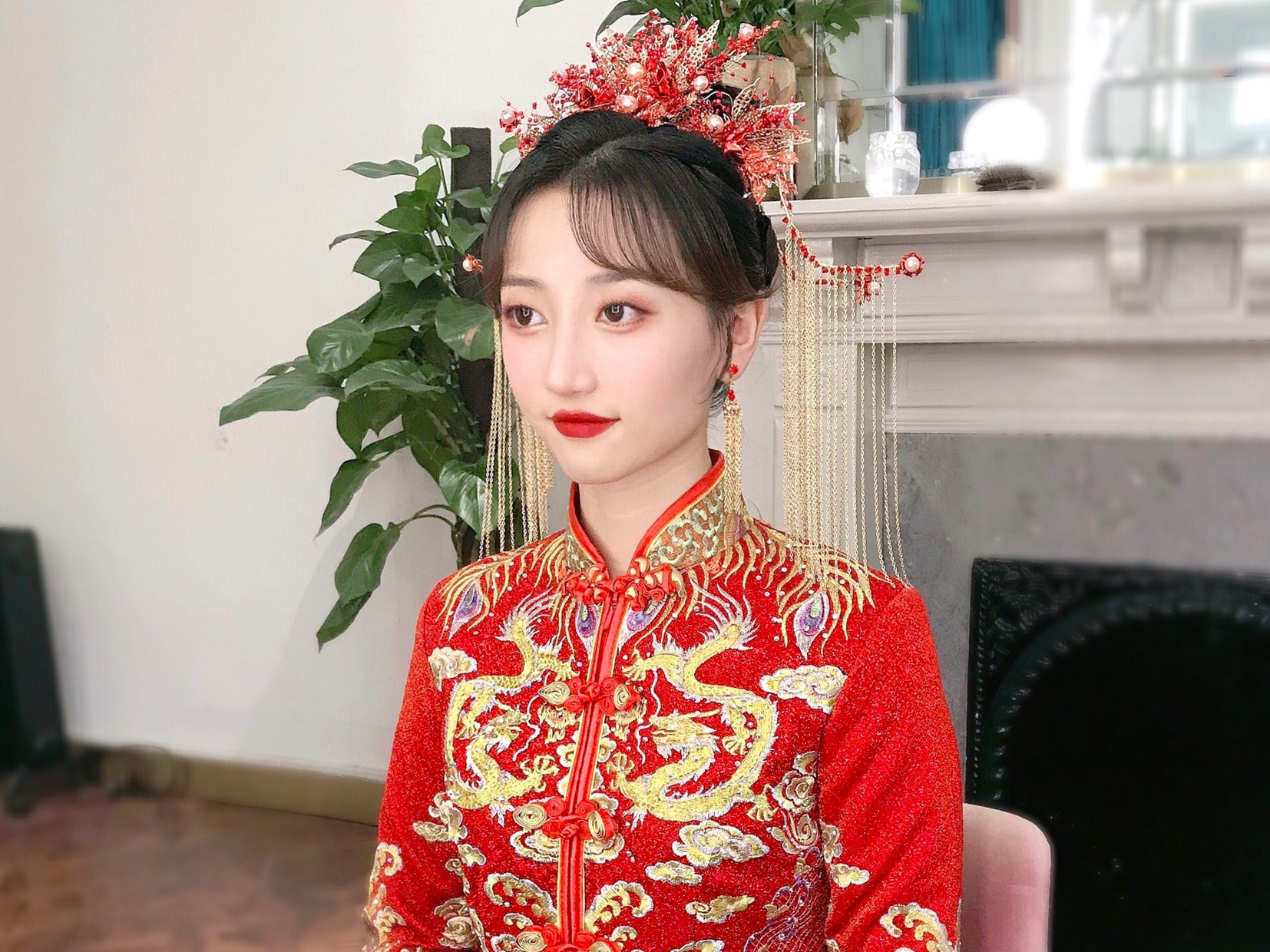 全天新娘跟妝+伴娘妝+媽媽妝+免費(fèi)提供頭飾可試妝