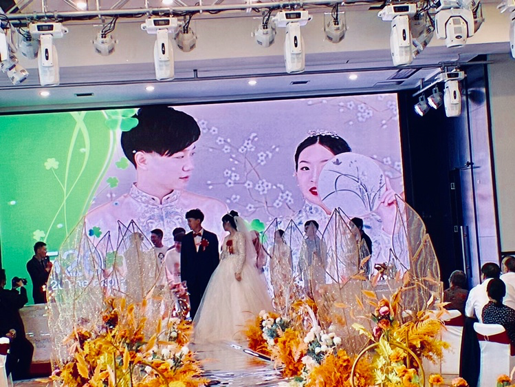 新中國(guó)風(fēng)現(xiàn)代婚禮室內(nèi)外適用套餐